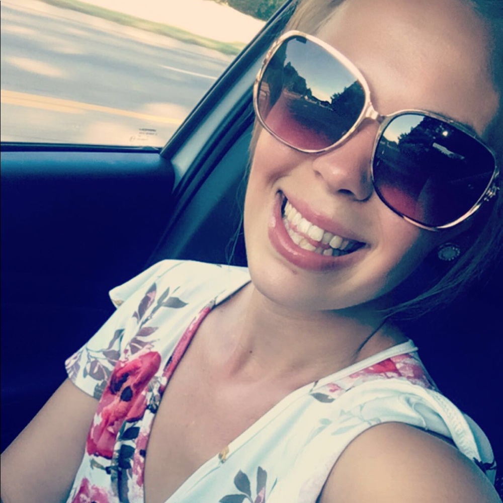 Meet your Posher, Shayla